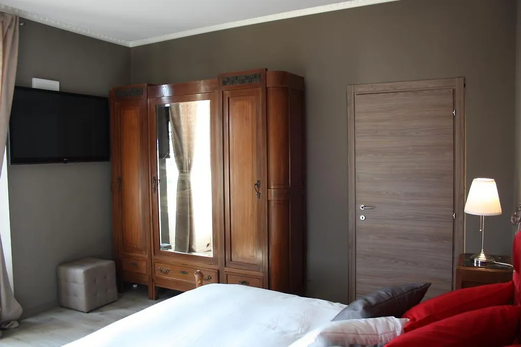 Villa Russo B&B Tradate Bed & Breakfast